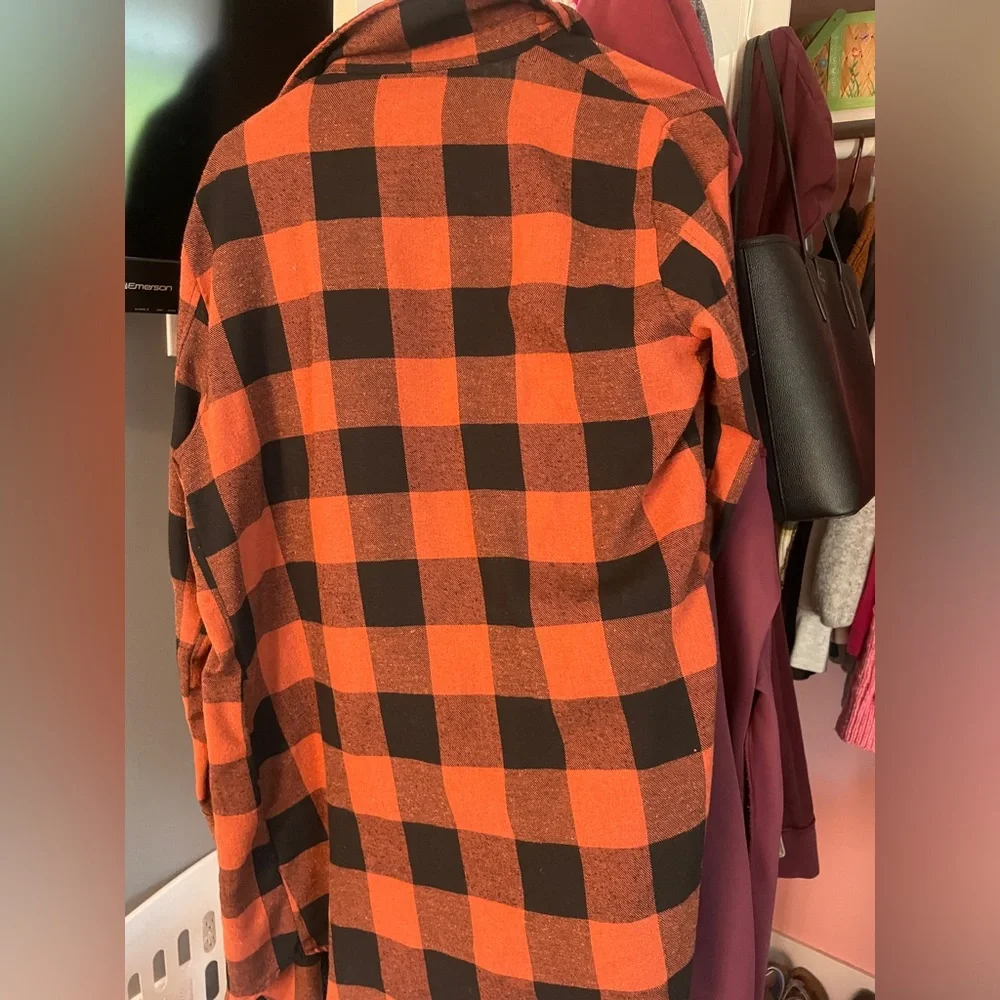 Flannel - Picture 2 of 3